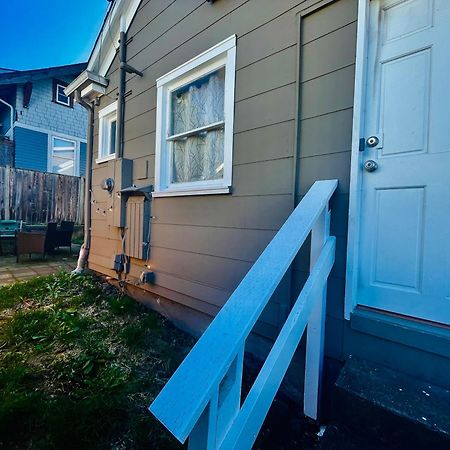 Tacoma Homestay- With Breakfast Included-Private Room Exterior foto