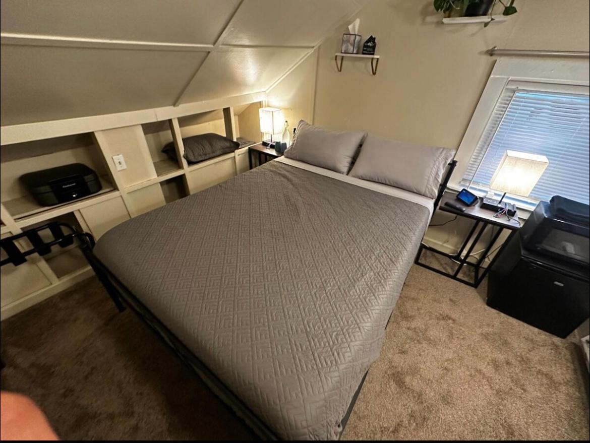 Tacoma Homestay- With Breakfast Included-Private Room Exterior foto